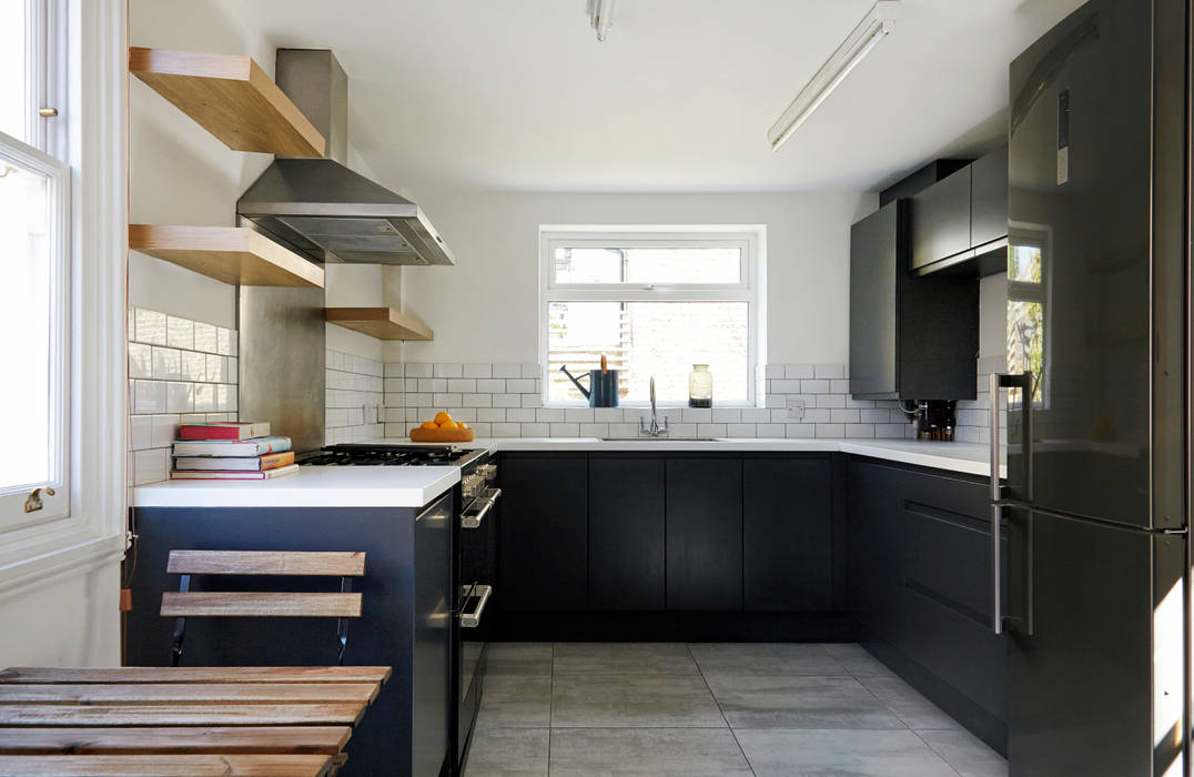 Transforming an Old Terrace House from 1980s, House of Sylphina House of Sylphina Scandinavian style kitchen