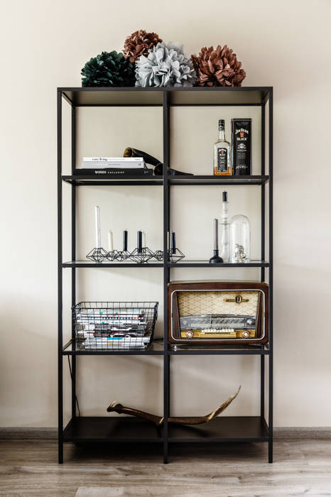 Private apartment, Marion van Vliet Interieurontwerp Marion van Vliet Interieurontwerp Living room Cupboards & sideboards