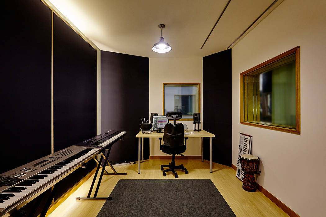 pondsound 녹음스튜디오 , ARA ARA モダンデザインの 多目的室
