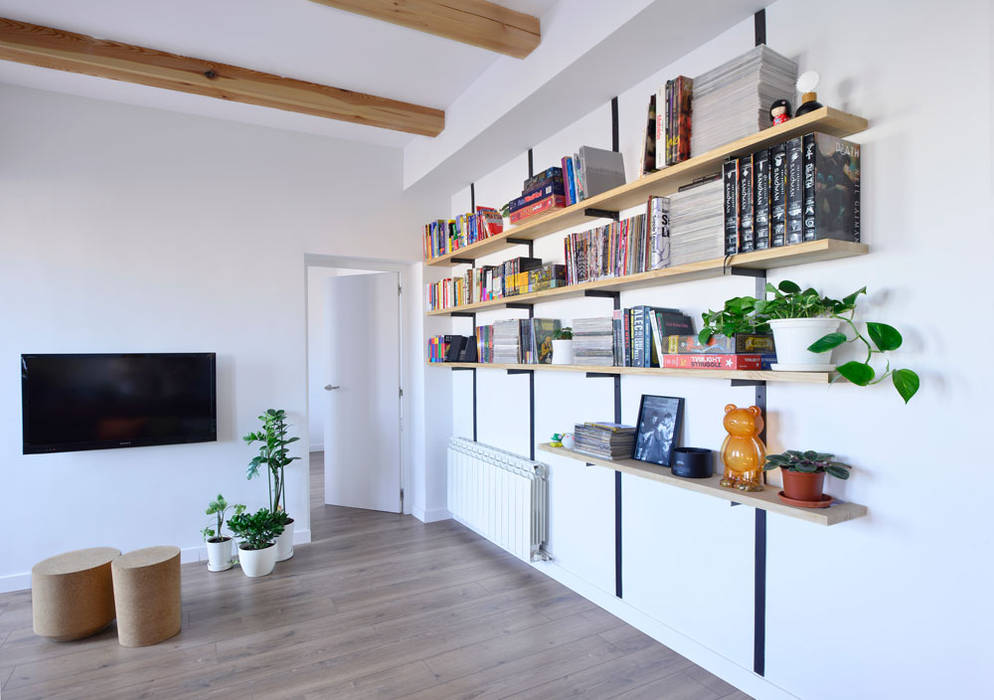 Reforma integral ático Santa María de la Cabeza, Ondo Interiorismo Ondo Interiorismo Moderne Wohnzimmer Holz