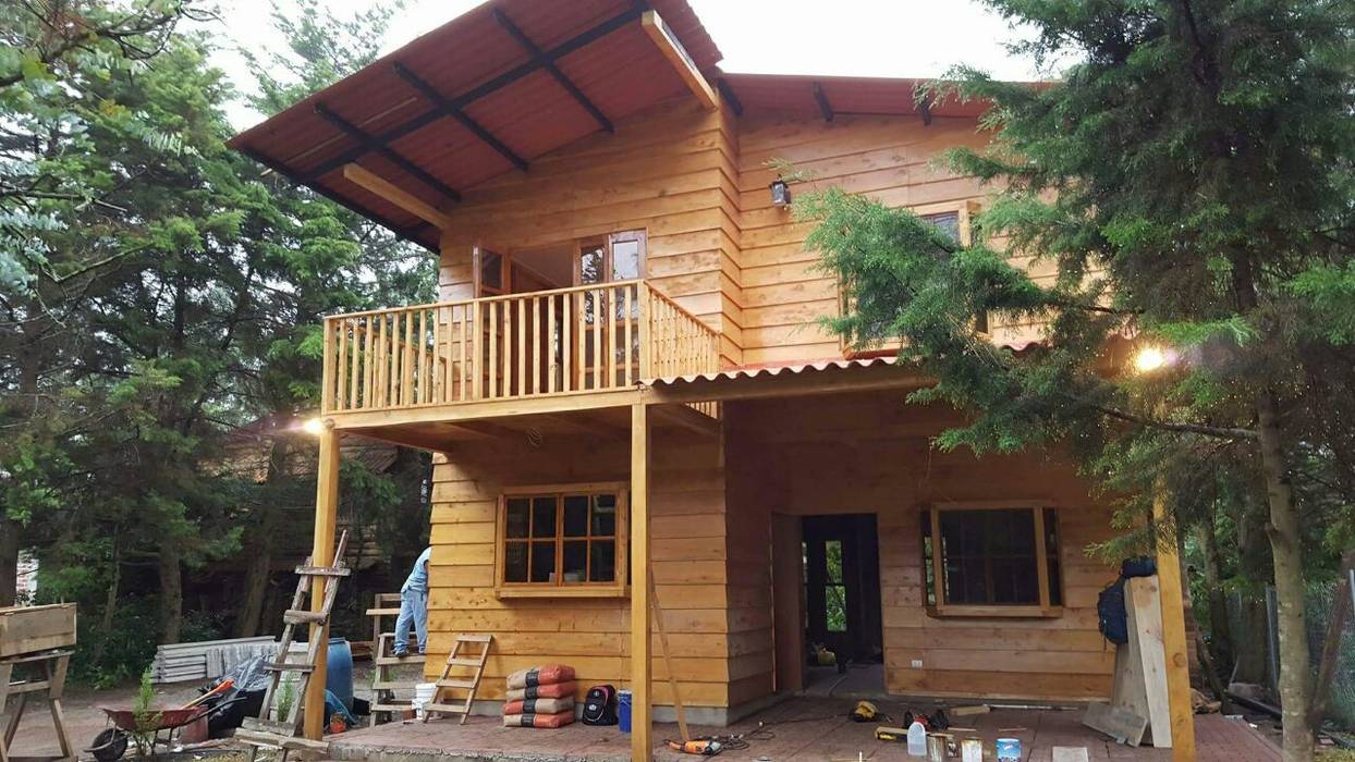 Actual gechamul Casas de estilo rústico Madera Acabado en madera