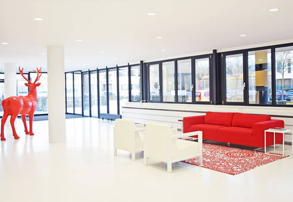 Entree kantoorgebouw Hoofddorp, By Lenny By Lenny Powierzchnie handlowe Przestrzenie biurowe i magazynowe