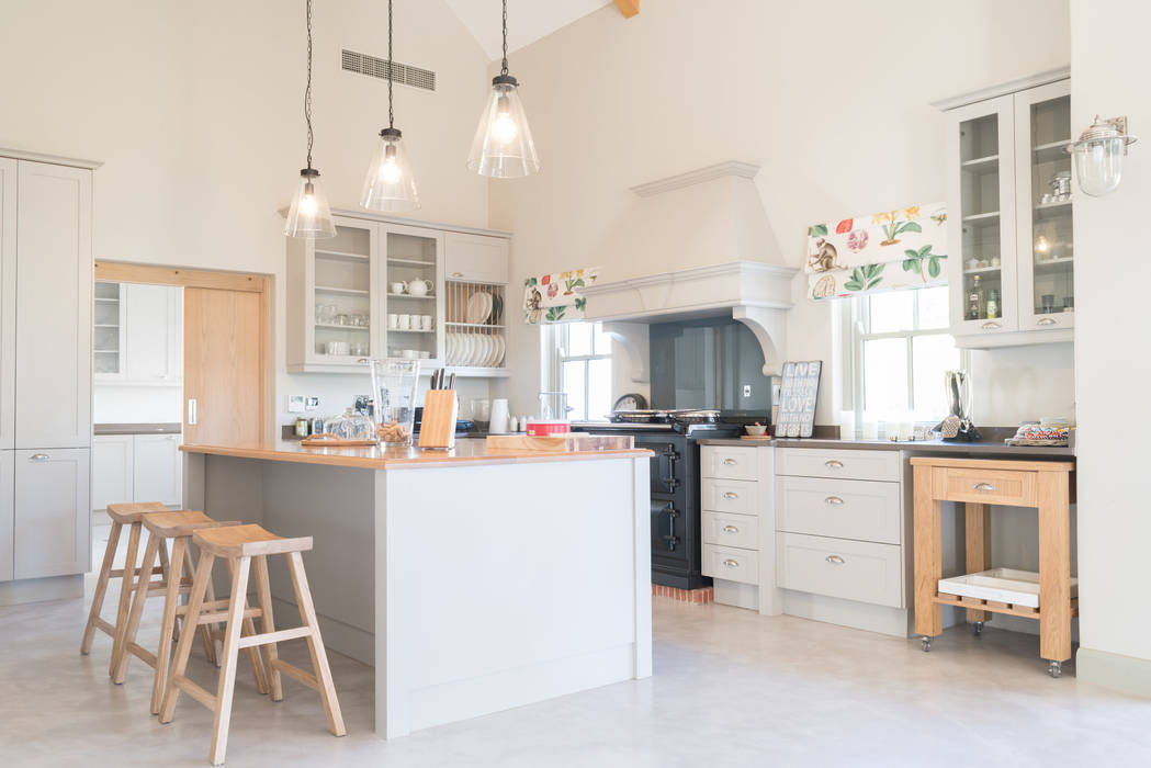 Kitchen Tim Ziehl Architects Kitchen Central Island,Polished Concrete,concrete flooring,Double Volume Space