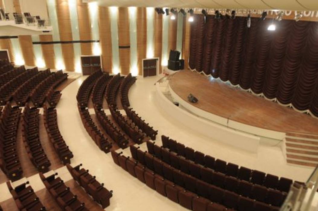Lady Andal Auditorium, DA Designs DA Designs Commercial spaces Wood Wood effect Event venues