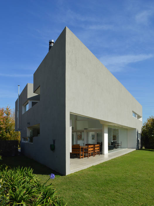 CASA N23, MZM | Maletti Zanel Maletti arquitectos MZM | Maletti Zanel Maletti arquitectos Maisons modernes