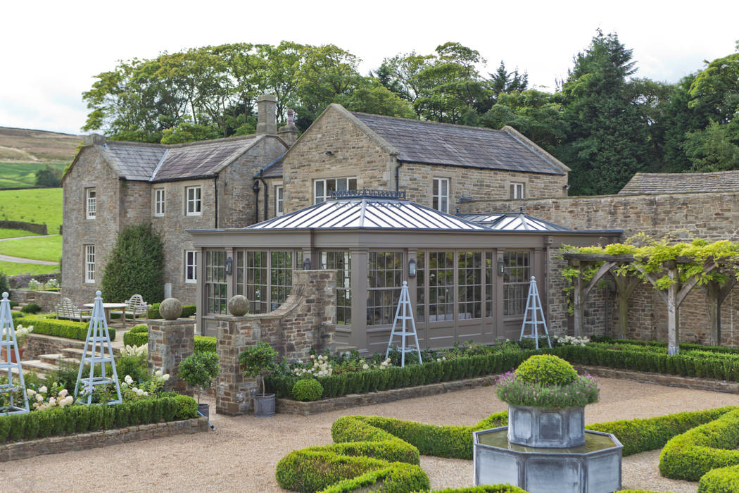 Beautiful Orangery on a Yorkshire hunting lodge Vale Garden Houses Classic style conservatory