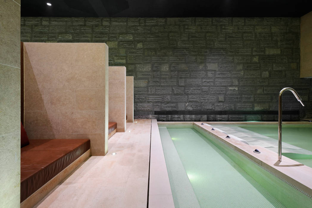 曦軒水療館 XiXuan Medi-Spa, 何侯設計 Ho + Hou Studio Architects 何侯設計 Ho + Hou Studio Architects 泳池