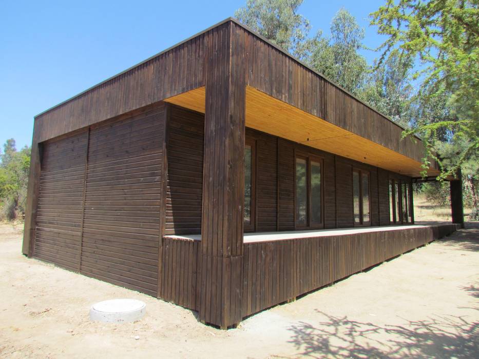 Futrono, Casur Casur Casas de estilo mediterráneo Madera Acabado en madera