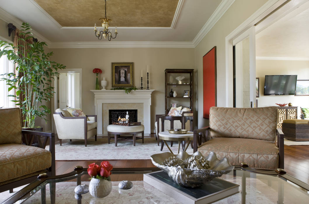 Caribbean Dream - Living Room Lorna Gross Interior Design Classic style living room