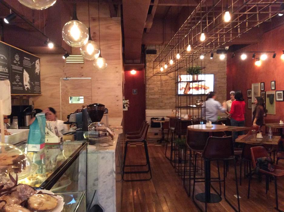 ​CAFÉ DE LOLITA _ Anfitrión @tresarquitectos Espacios comerciales Locales gastronómicos