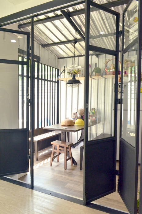 Loft townhouse ramรับออกแบบตกแต่งภายใน สวนภายใน โลหะ ตกแต่งภายใน,ตกแต่งภายใน