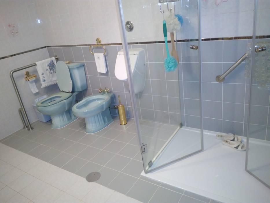Remodelação de um WC, Canoarte, Lda Canoarte, Lda Minimalist bathroom
