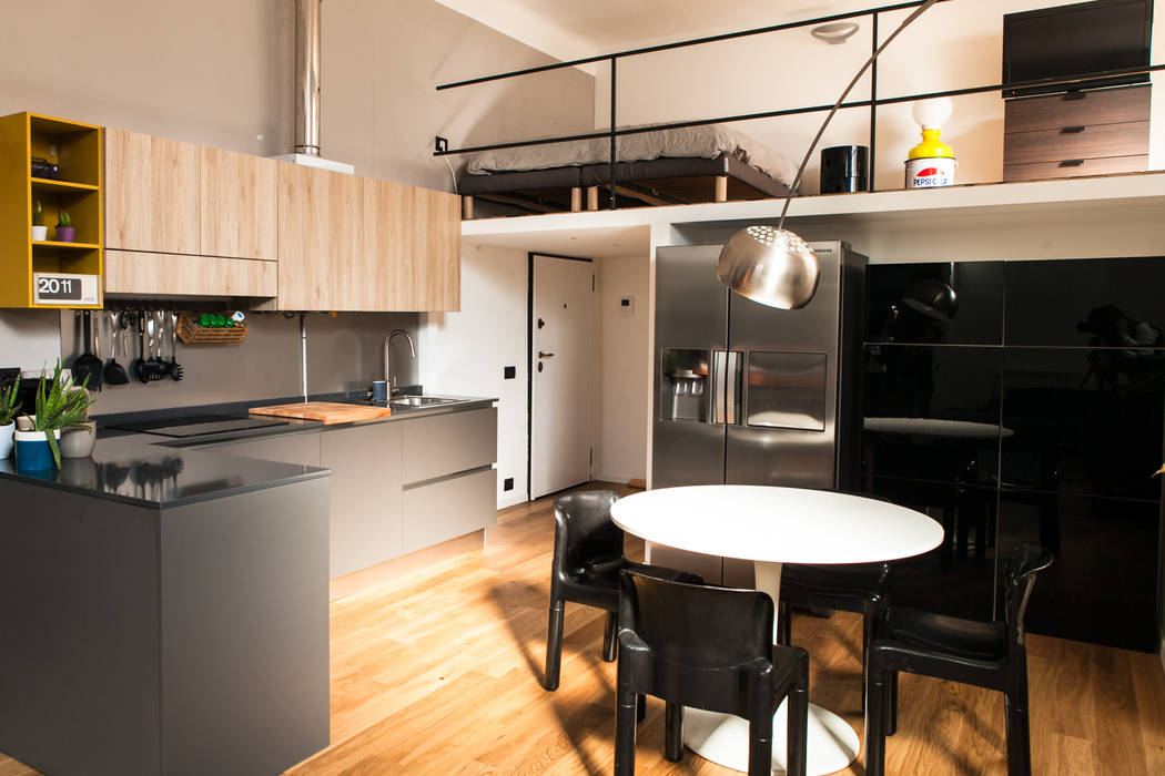 Loft nel cuore di Milano, Easy Relooking Easy Relooking Industrial style kitchen