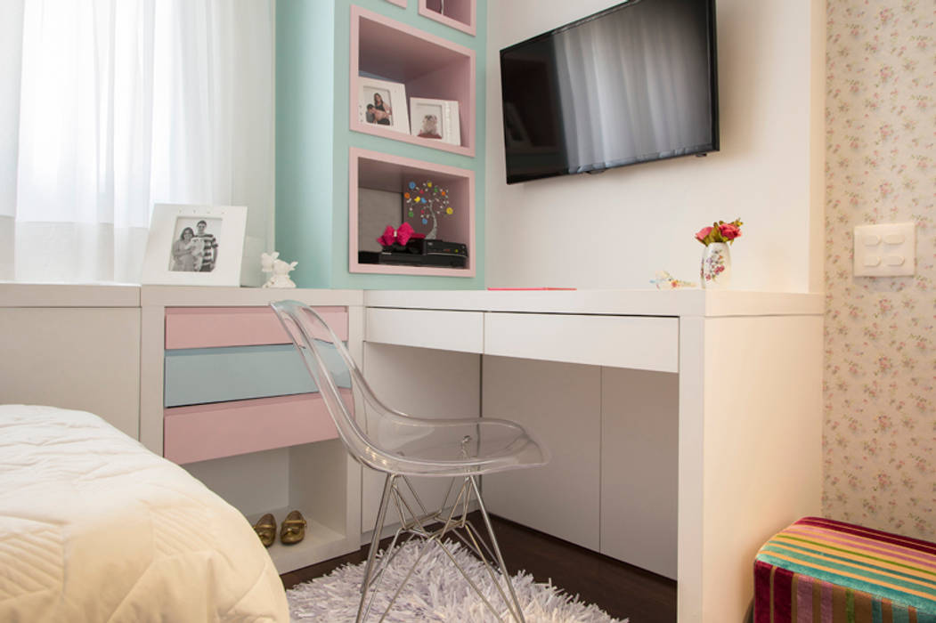 Eclectic style bedroom by Espaço Alessandra Luz Casa & Jardim Eclectic