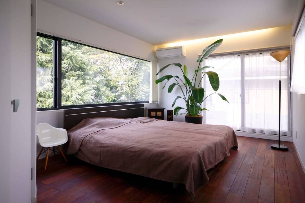 2階寝室 藤井伸介建築設計室 モダンスタイルの寝室
