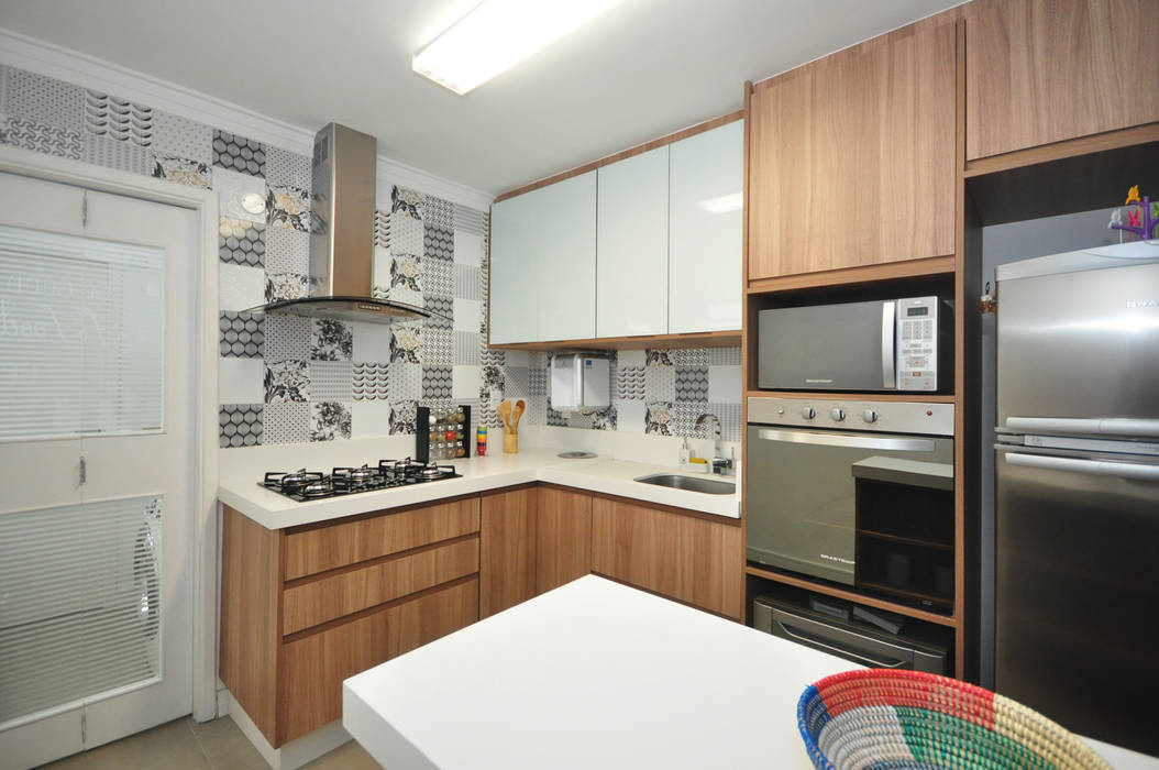 Apartamento Vila Mariana, Condecorar Arquitetura e Interiores Condecorar Arquitetura e Interiores Eclectic style kitchen