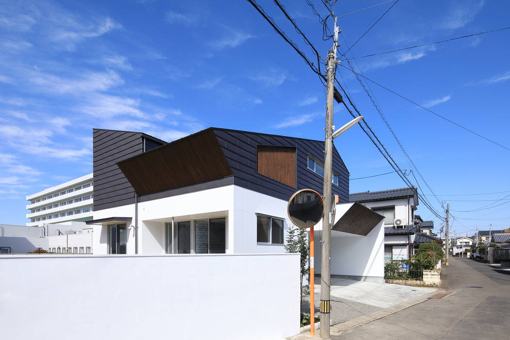 小松の家～シンプルモダンの家～, ㈱ライフ建築設計事務所 ㈱ライフ建築設計事務所 Moderne Häuser