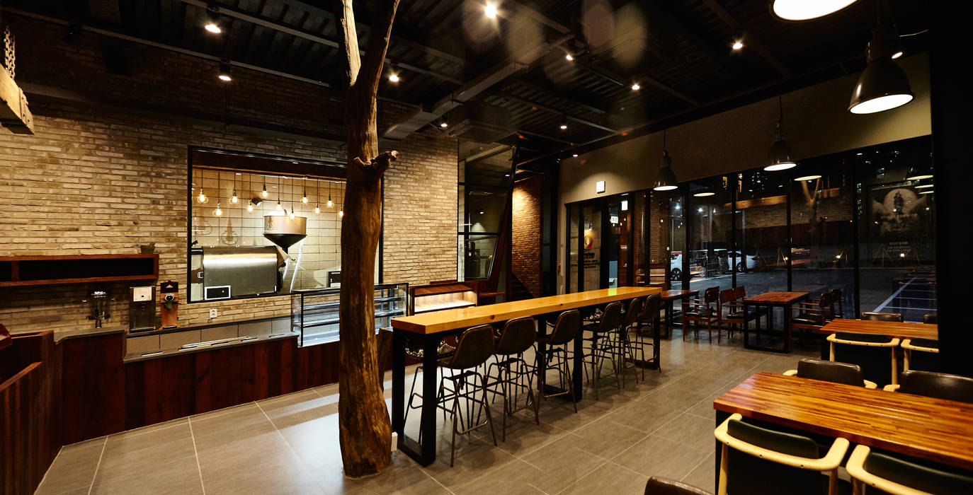 함께커피 FARM TO COP , IRO Design IRO Design Espaços comerciais Bares e clubes