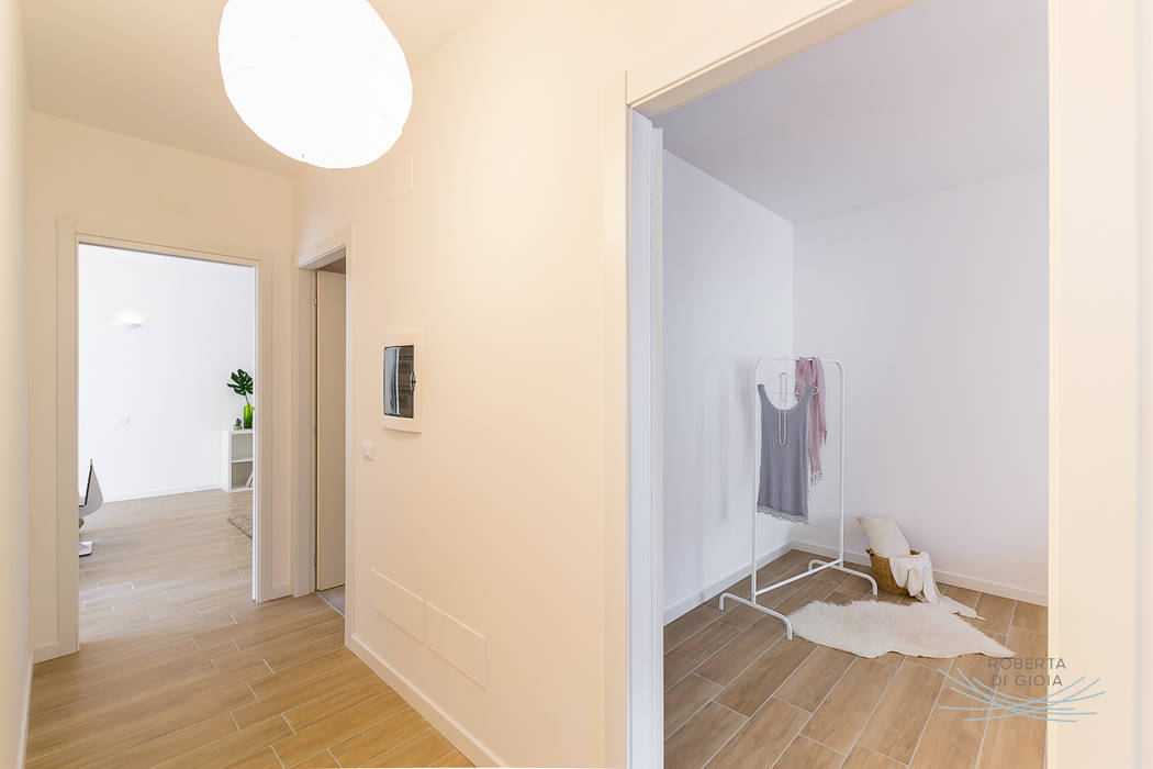 Appartamento campione in cantiere di Rho (MI), Home Staging & Dintorni Home Staging & Dintorni Kamar Tidur Gaya Skandinavia