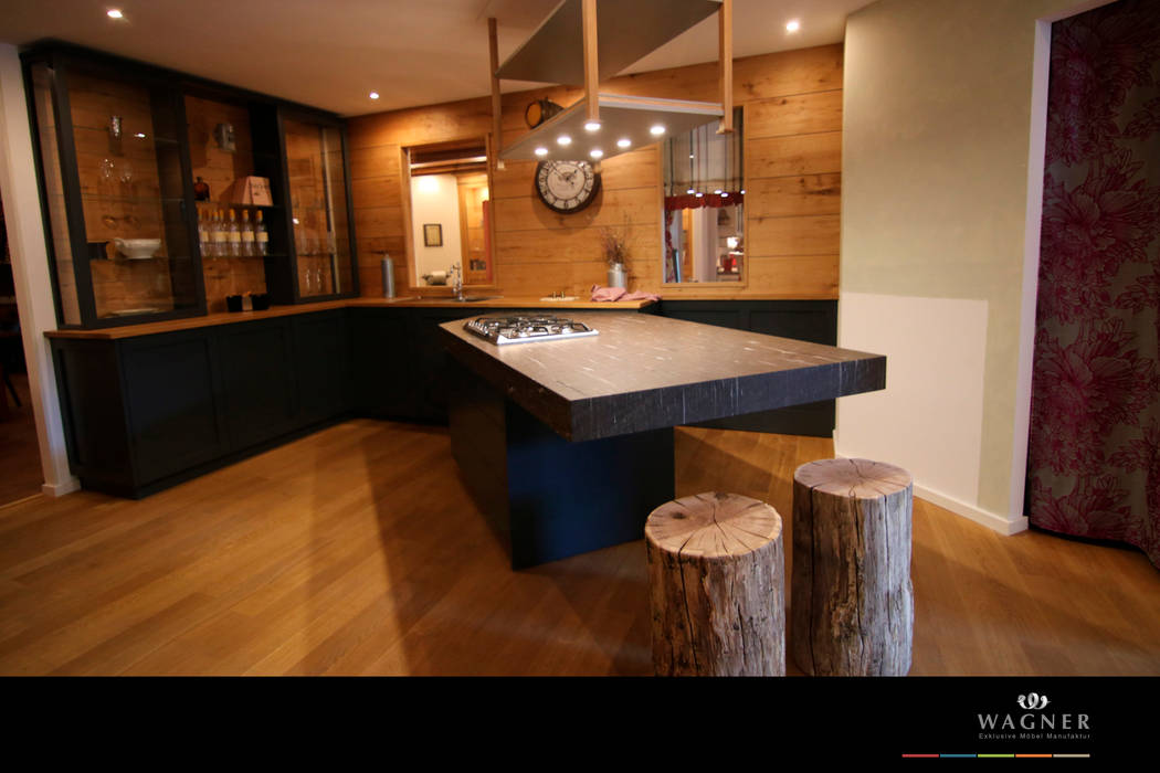 Landhausküche mit modernen Akzenten, Wagner Möbel Manufaktur Wagner Möbel Manufaktur Kitchen Wood