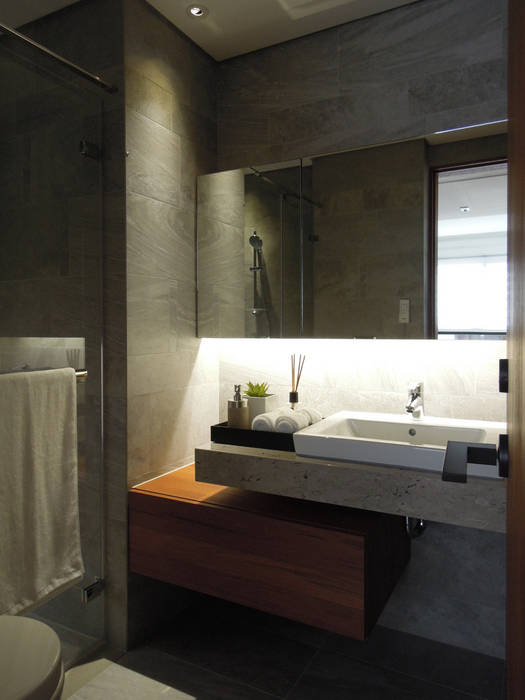 Light 加減0的生活美學, 構築設計 構築設計 現代浴室設計點子、靈感&圖片