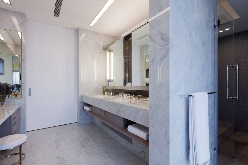 Kao Residence, 何侯設計 Ho + Hou Studio Architects 何侯設計 Ho + Hou Studio Architects Modern bathroom