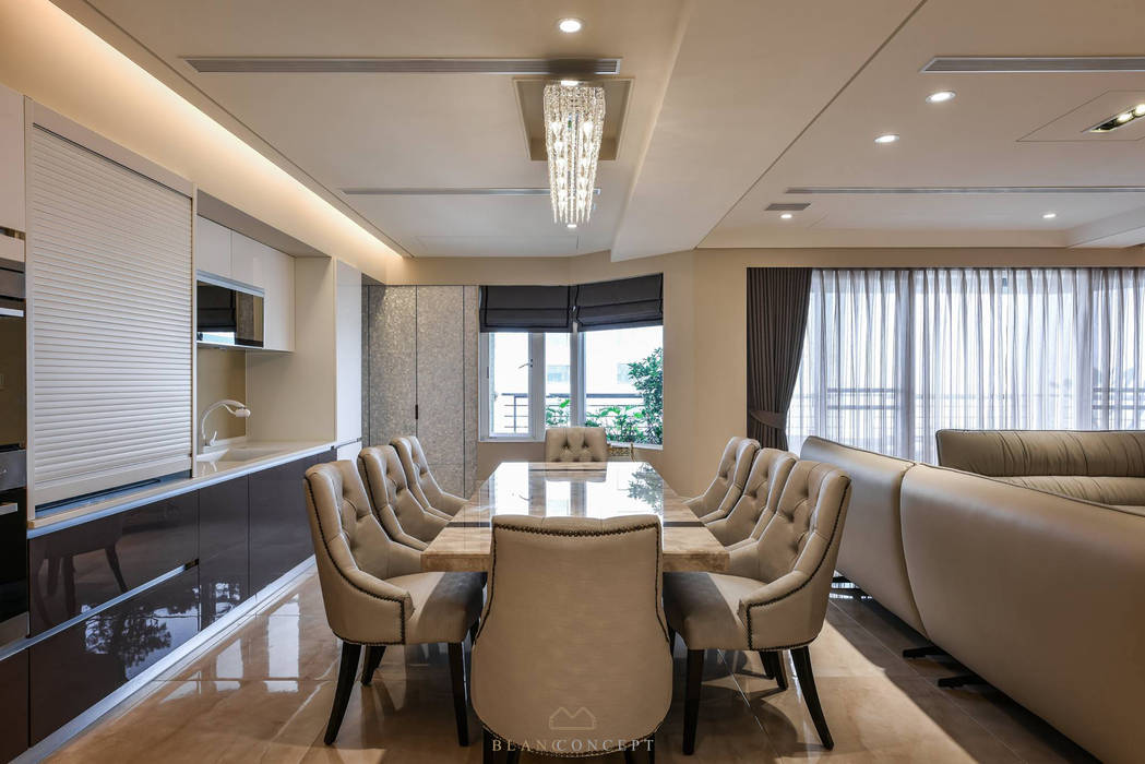 homify Modern dining room