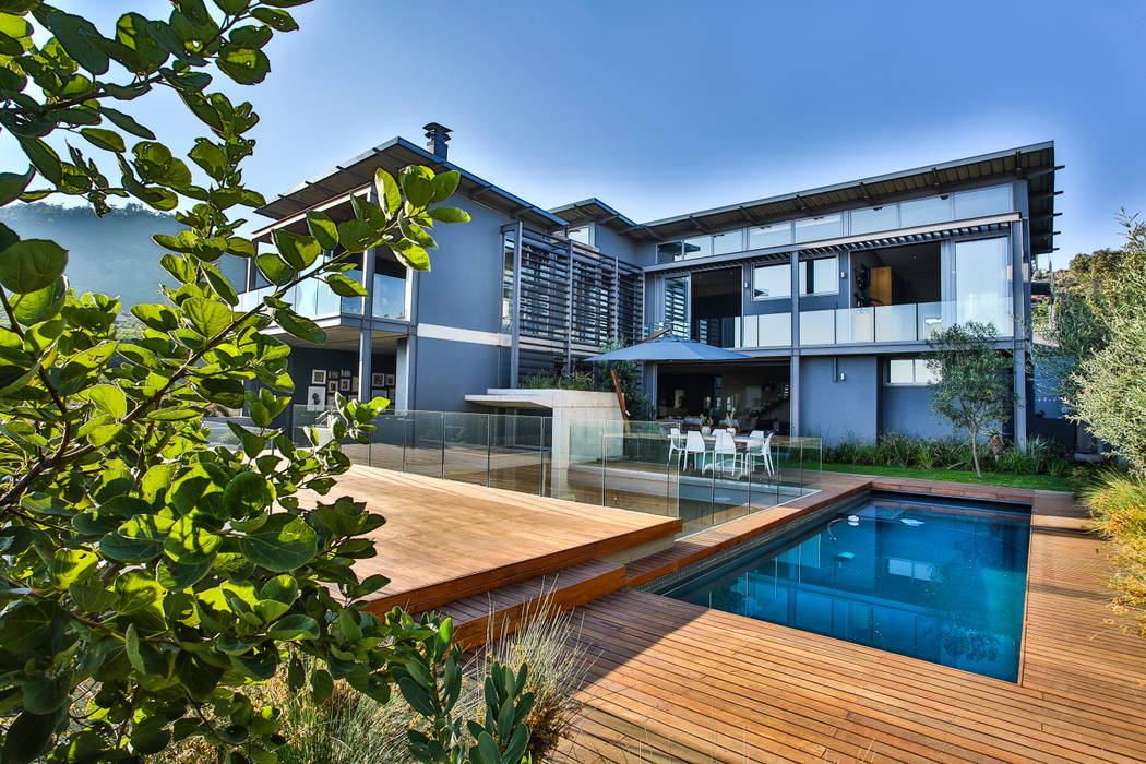House Pautz homify Modern balcony, veranda & terrace Wood Wood effect