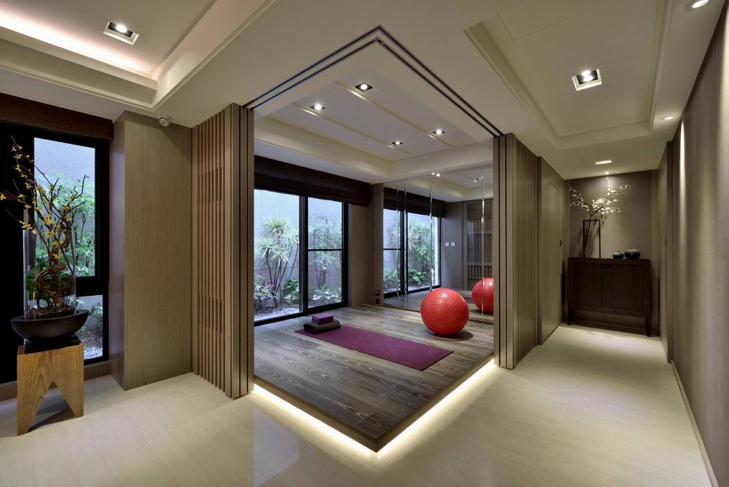 A cozy villa that enables you to escape life’s hustle!, 十邑設計 王勝正 Posamo Design 十邑設計 王勝正 Posamo Design 健身房 yoga studio,​luxury,interior design,posamo,十邑設計,室內空間設計