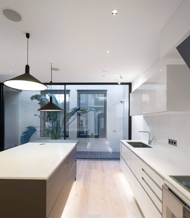 Travessa Santa Teresa, RRJ Arquitectos RRJ Arquitectos Modern style kitchen