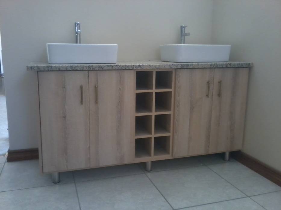 Bathroom Vanities, SCD Group SCD Group Kamar Mandi Klasik Kayu Wood effect