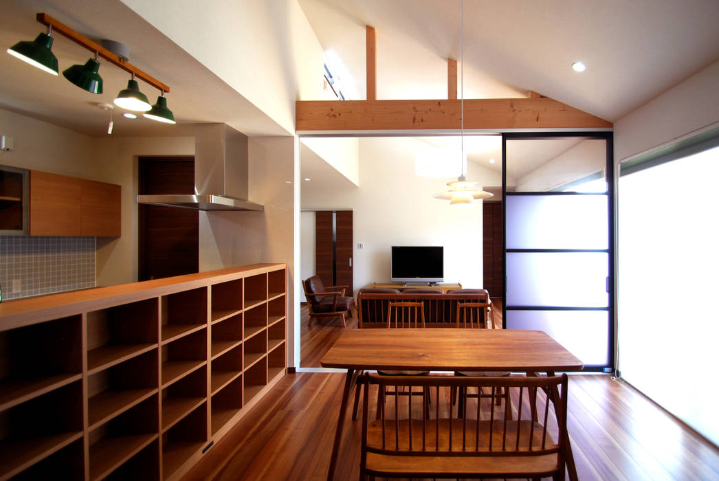 WW, Ju Design 建築設計室 Ju Design 建築設計室 Comedores modernos Madera Acabado en madera