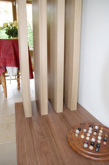 Claustra sur banc de rangement Kauri Architecture claustra,chêne,bois,banc,rangement,salon