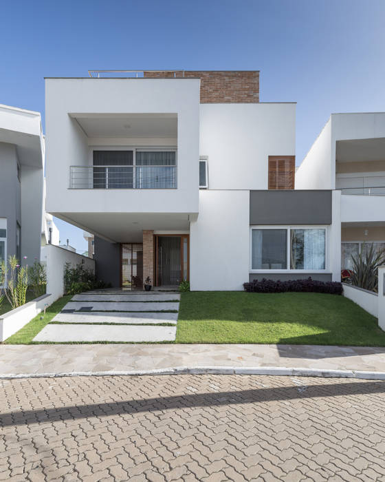 Casa NRB, K+S arquitetos associados K+S arquitetos associados Modern houses