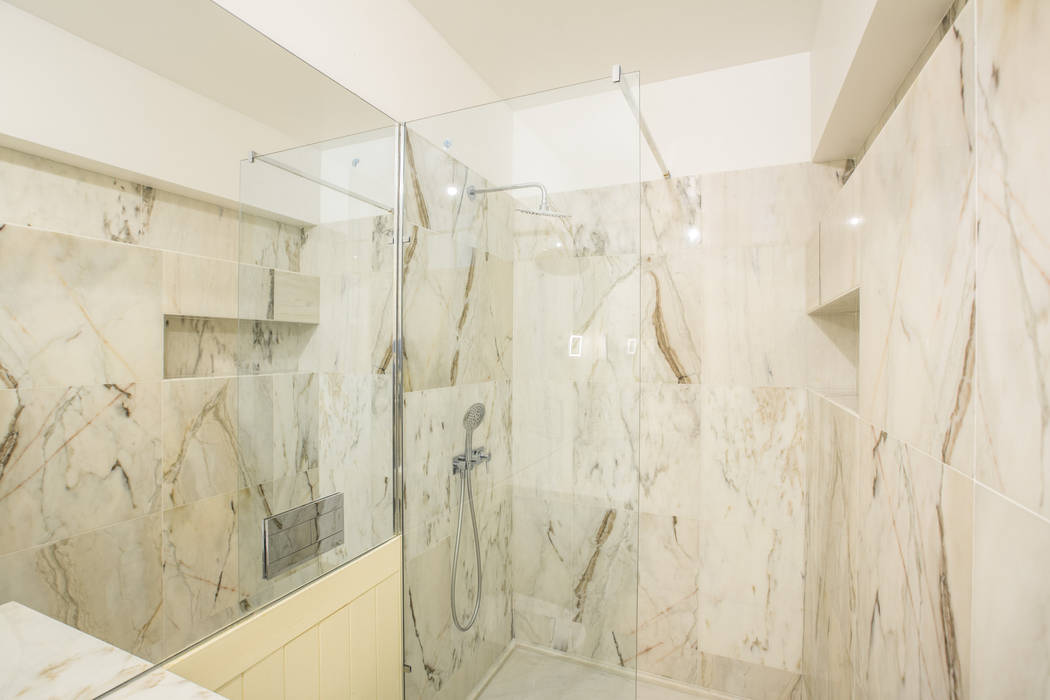 Reabilitação de apartamento pombalino, Architect Your Home Architect Your Home Casas de banho clássicas