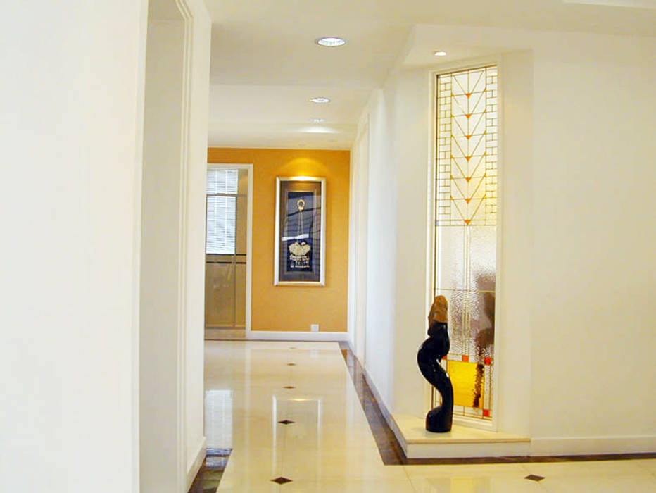 藝術玄關 果仁室內裝修設計有限公司 經典風格的走廊，走廊和樓梯 玄關