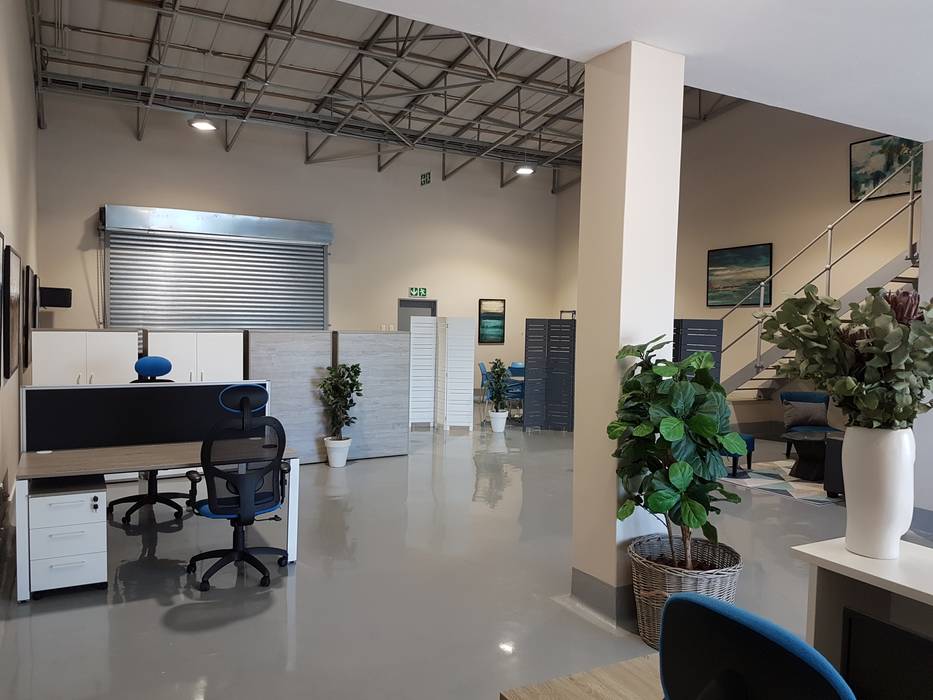 Grey & Blue Offices, Sophistique Interiors Sophistique Interiors Commercial spaces Commercial Spaces