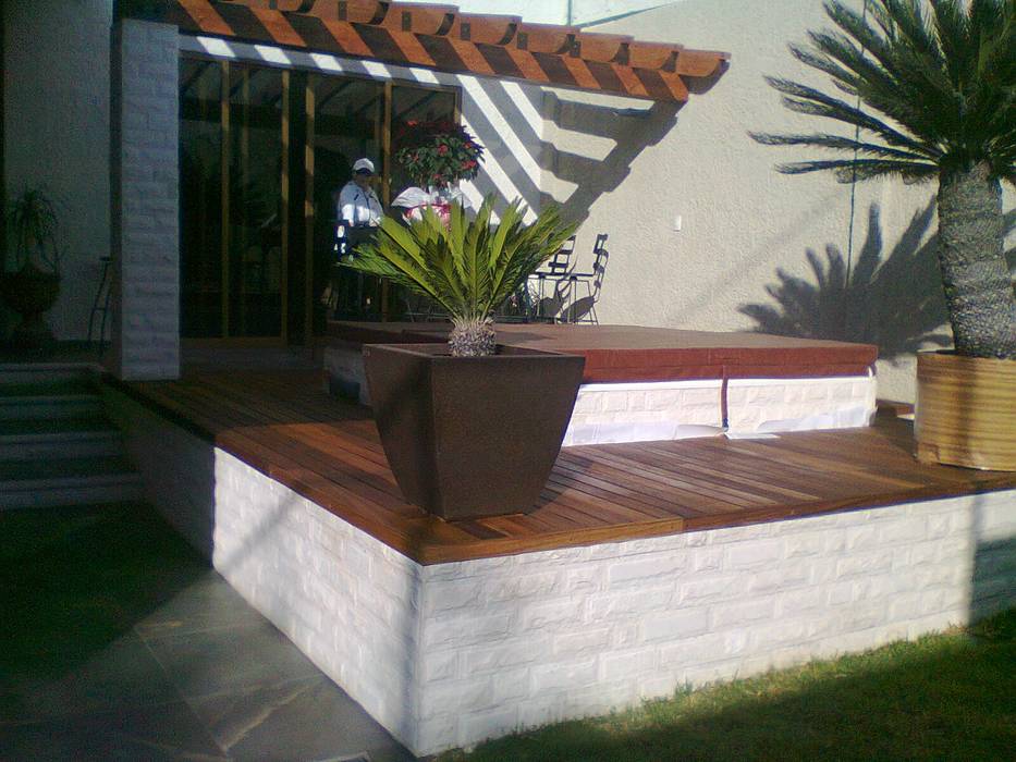 homify Jardines modernos