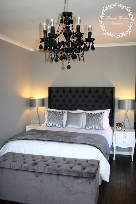 Master Bedroom: Shades of Grey, Tamsyn Fowler Interiors Tamsyn Fowler Interiors Camera da letto moderna