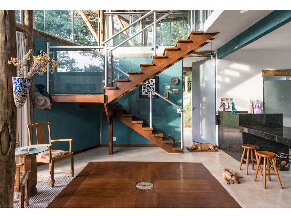 CASA HC, JOAO DINIZ ARQUITETURA JOAO DINIZ ARQUITETURA 現代房屋設計點子、靈感 & 圖片