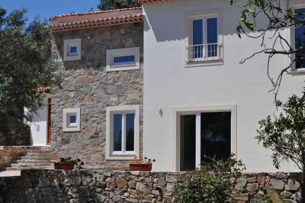 Casas rústicas de homify Rústico Vidrio