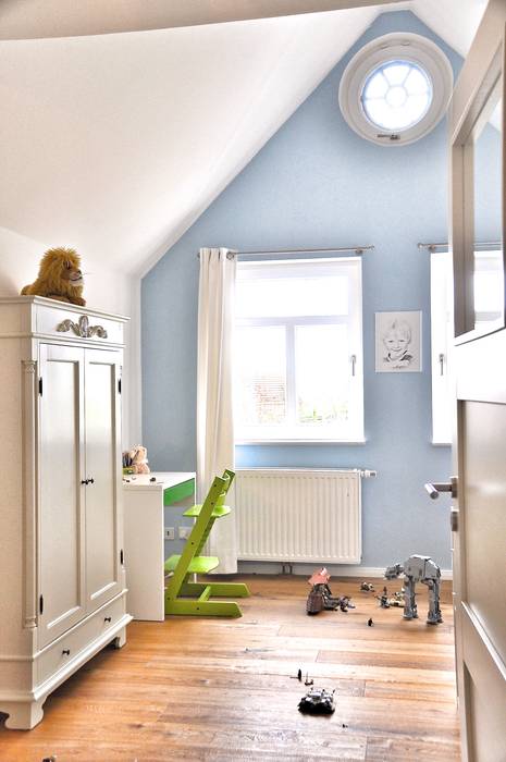 homify Country style nursery/kids room