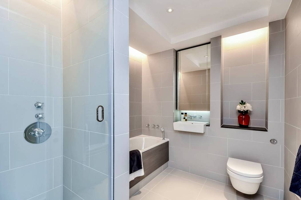 Sulivan Road, Hurlingham, SW6 APT Renovation Ltd Modern Bathroom house extension,house renovation