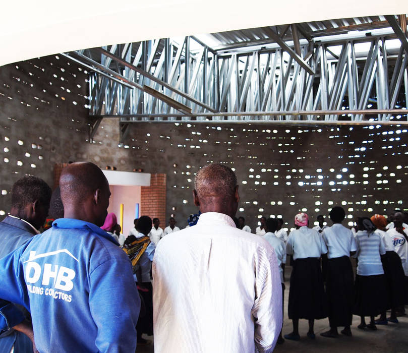 Malawi Rural Church, A4AC Architects A4AC Architects Espacios comerciales Concreto Salones de eventos