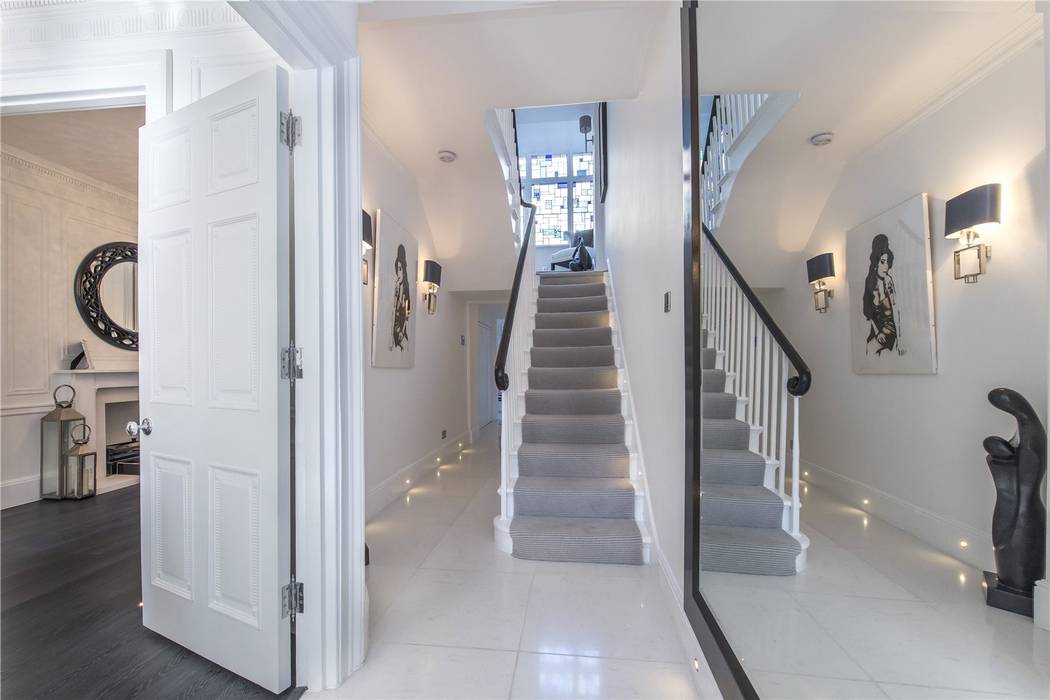 Victoria Square, London SW1W APT Renovation Ltd Modern Corridor, Hallway and Staircase house extension,house renovation