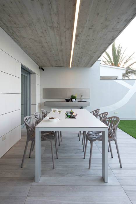 Proyecto integral de vivienda en el mar, HD Arquitectura d'interiors HD Arquitectura d'interiors Jardines de estilo minimalista