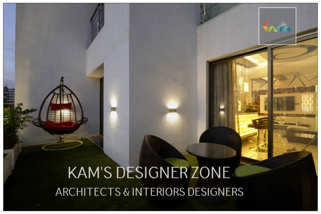 Home interior Design for Manish Thakkar, KAMS DESIGNER ZONE KAMS DESIGNER ZONE Modern corridor, hallway & stairs