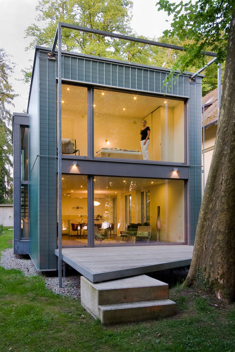 WESTSEITE Terrasse zum Park ARCHITEKTEN GECKELER Minimalistische Häuser Glas Glasfassade,Terrasse,Baumschutz