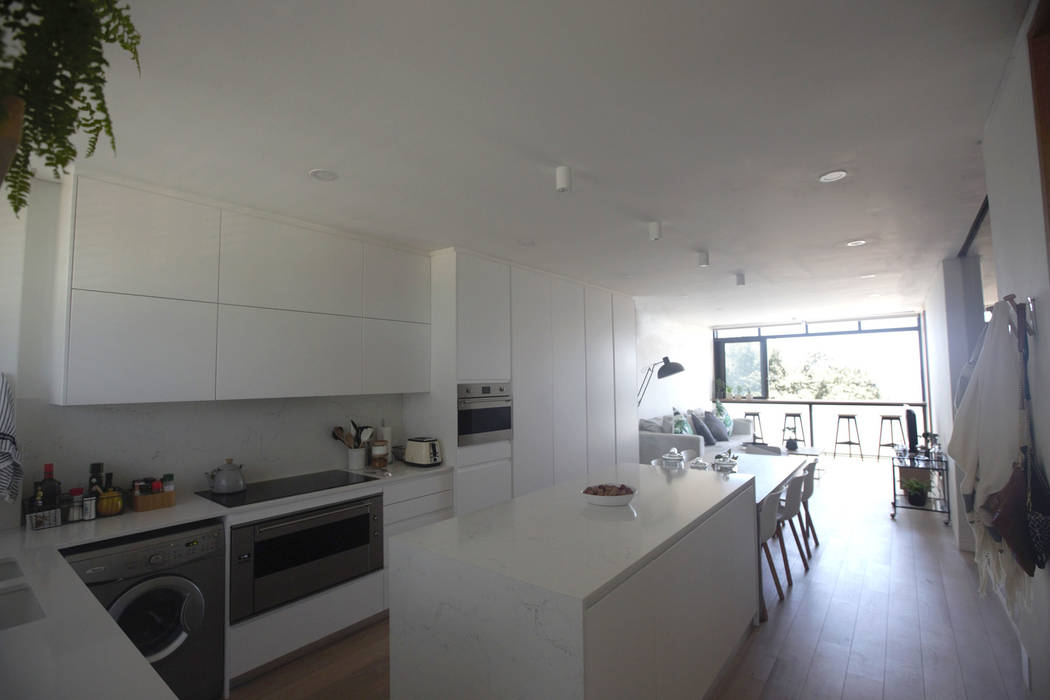 Mouille Point Apartment, Kunst Architecture & Interiors Kunst Architecture & Interiors Modern kitchen