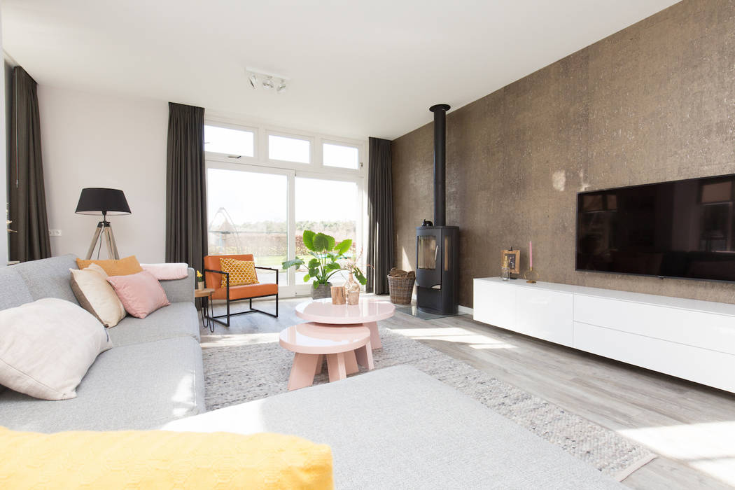 Styling advies & personal shopping woning Winterswijk, Mignon van de Bunt Interiordesign Mignon van de Bunt Interiordesign Livings de estilo escandinavo Accesorios y decoración